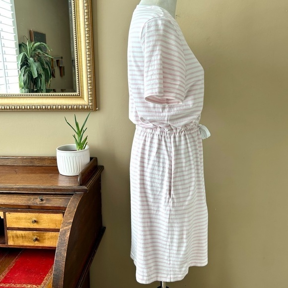 Draper James Tie Waist T-Shirt Dress in Light Pink Mariner Stripe Size Medium - Picture 5 of 16